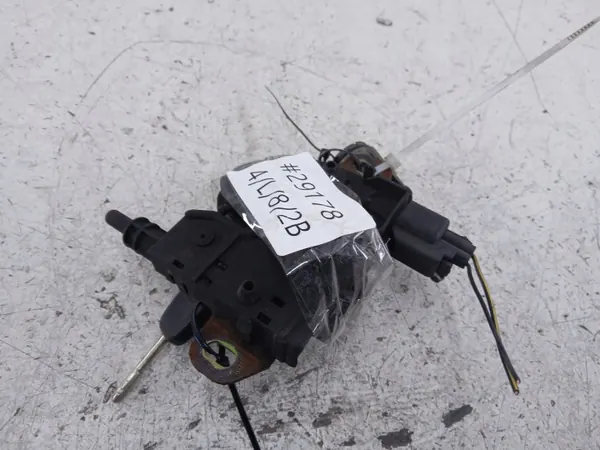 Serrure de Capot FORD FOCUS MK2 OEM + 2 Clés image 6