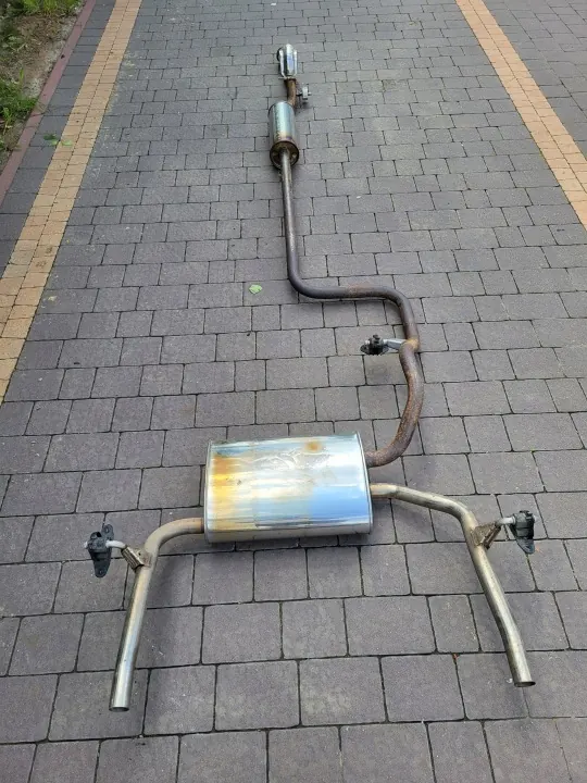 PEUGEOT 2008 II 1.2 THP Uitlaatdemper OEM image 2