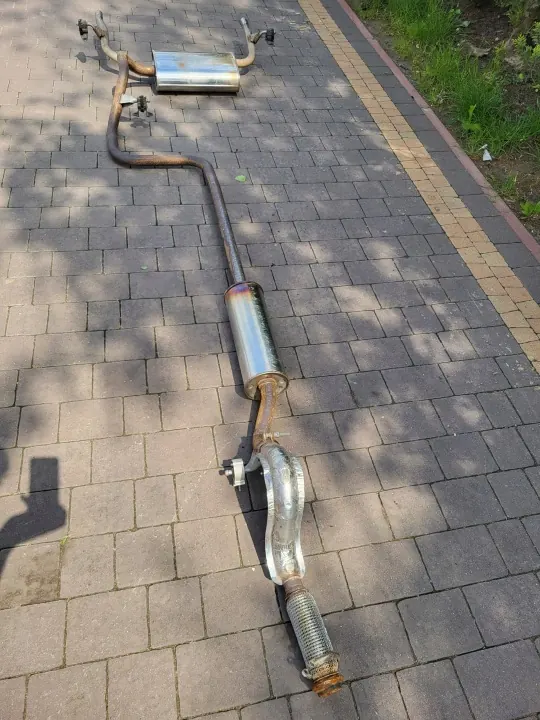PEUGEOT 2008 II 1.2 THP Uitlaatdemper OEM image 3