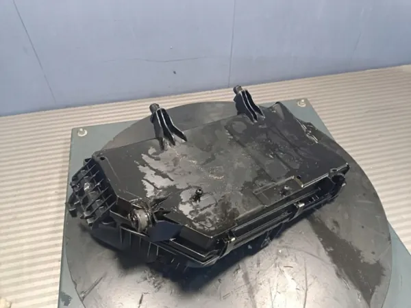 Mercedes Luftfilterhus OEM A6540902501 image 4