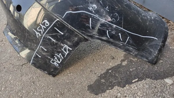 AUDI A4 B6 Combi Parachoques Trasero 8E9807521B image 4