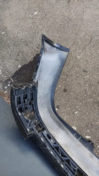 AUDI A4 B6 Combi Parachoques Trasero 8E9807521B image 7