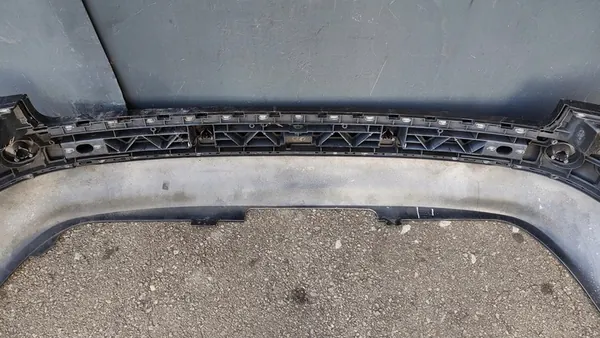 AUDI A4 B6 Combi Parachoques Trasero 8E9807521B image 8