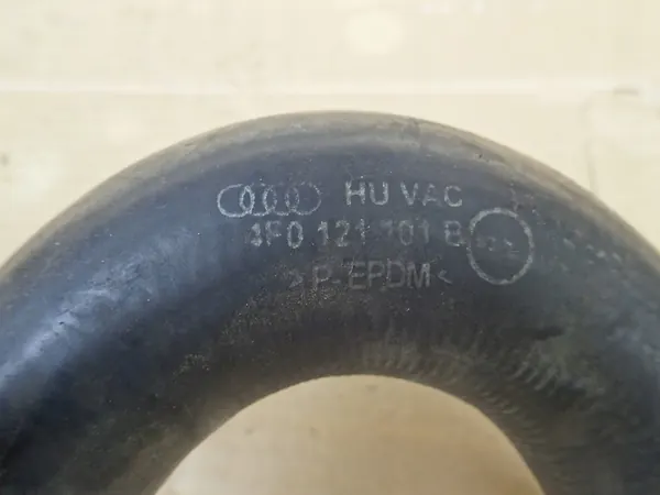 AUDI A6 C6 2.0TDI Vesiputki image 4