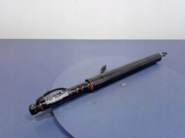 BMW IX I20 achterklep actuator links OEM 7954153 image 3