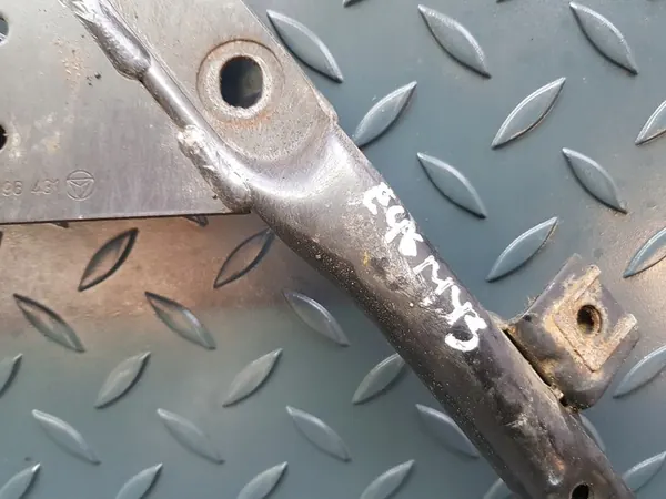 Support inférieur BMW E46 1 096 431 image 4