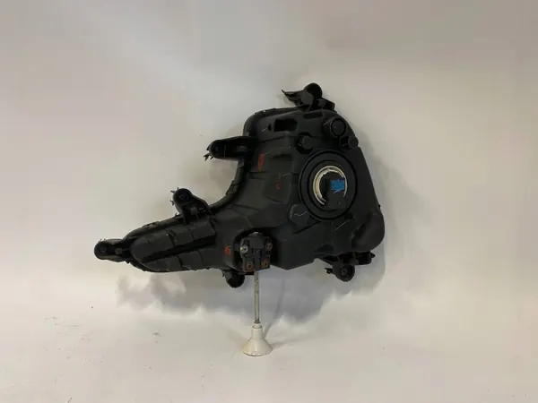 Käytetty Hyundai OE sumuvalo OEM 92202-C8300 image 3