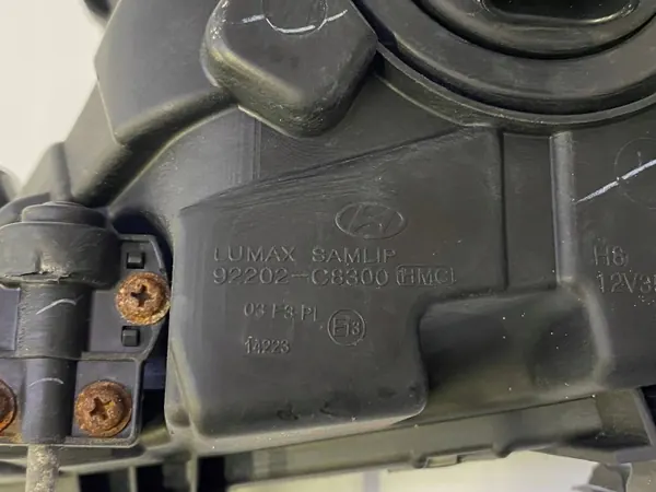 Käytetty Hyundai OE sumuvalo OEM 92202-C8300 image 5