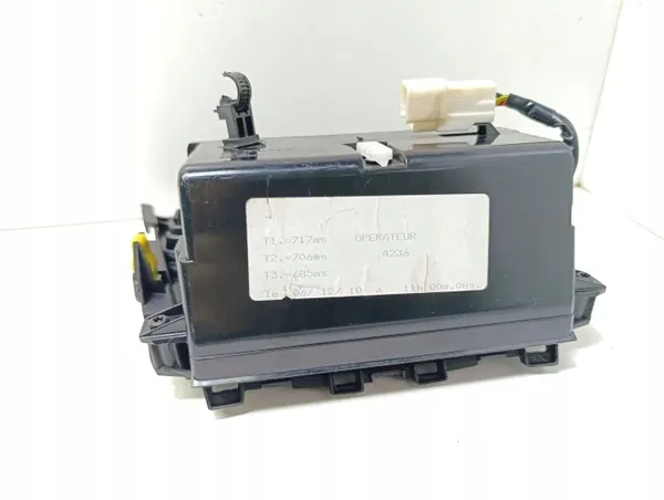 Cinzeiro de Painel Toyota Avensis III T27 OEM 58804-05050 image 4