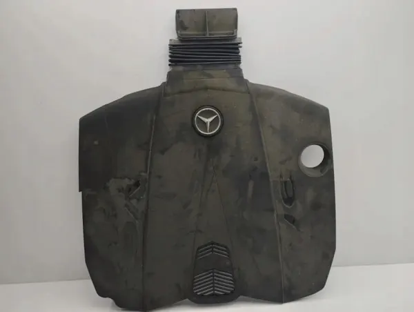 Mercedes GLK X204 Moottorikansi OEM A6420103567 image 2