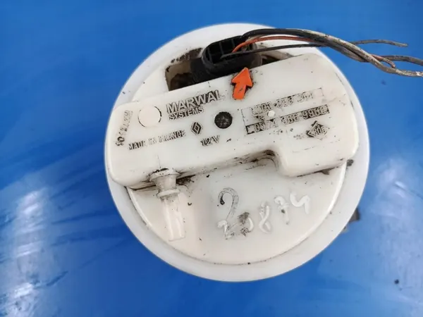 Brandstofpomp Renault Twingo OE 8200058354 image 3