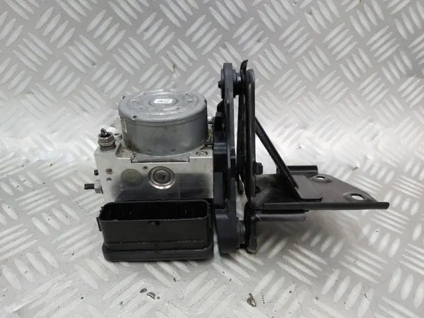 Pompe ABS OEM 5Q0614517FA pour Seat Leon III image 2