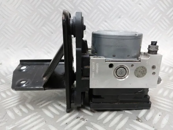 Pompe ABS OEM 5Q0614517FA pour Seat Leon III image 5