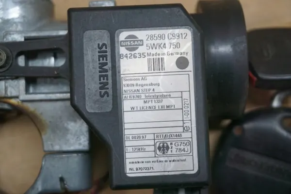Module Immobilisateur Nissan Patrol Y61 OEM 23710-VB302 image 8