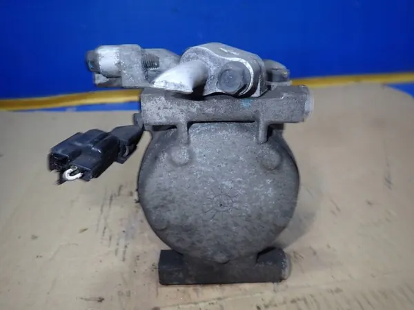 Compresseur de climatisation Hyundai 97701-0X100 image 4