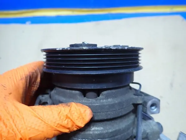 Compresseur de climatisation Hyundai 97701-0X100 image 6