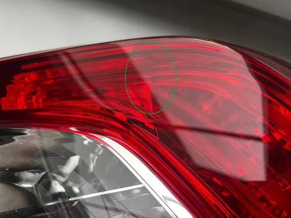 Luz trasera LED izquierda Honda Civic X Sedan 2016-2019 OEM image 4