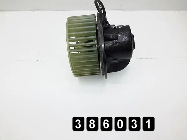 VW Passat Lämmitinpuhallin 1994 893819021 image 3