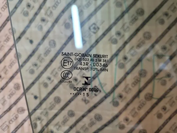 Volkswagen OE 3C4845202B oven ikkuna image 2