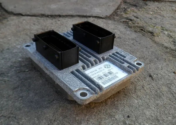 Ordinateur Fiat Panda 1.2 8V IAW 5SF8.M4 image 3