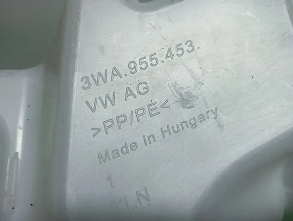 Réservoir de lave-glace Volkswagen Passat B9 3WA955453 image 7