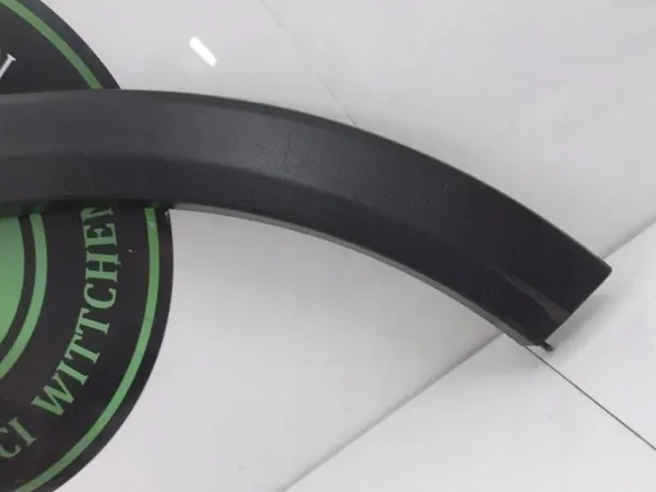 Subaru OE 91112FL120 rivestimento parafango image 4