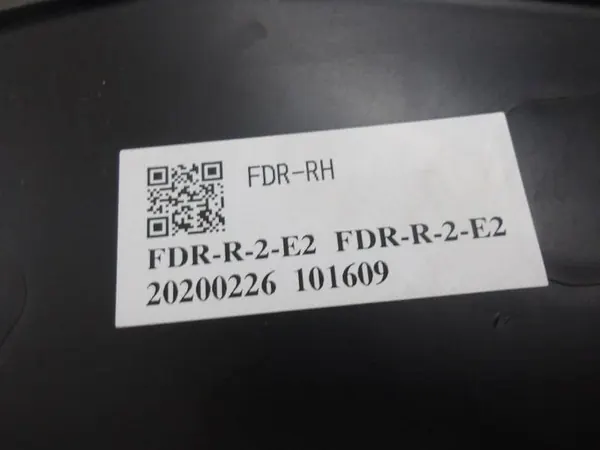 Subaru OE 91112FL120 rivestimento parafango image 6