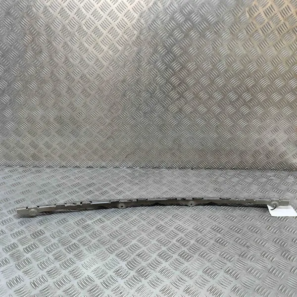 Suporte Central do Para-choque Traseiro Mitsubishi Lancer VIII image 4