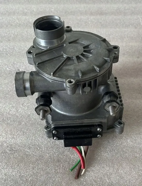 Pompe à air secondaire OEM 06M959231 - Audi OE d'occasion image 2