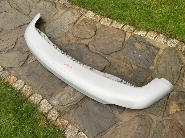 VW Touran I 1T Bakspoiler 1T0807521H OEM image 4