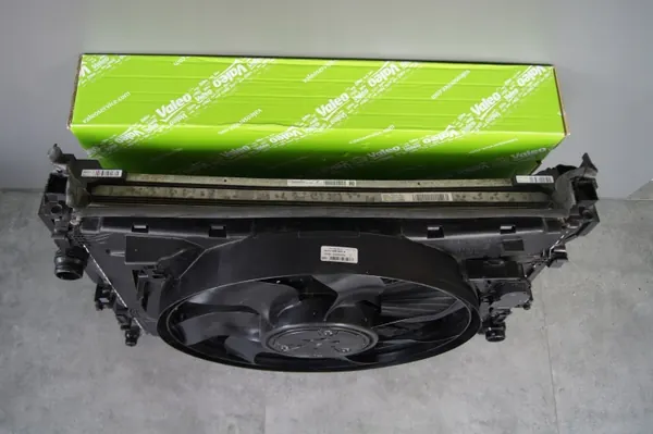 C-KLASA 205 Ventilator 1.5T - OEM Mercedes image 4