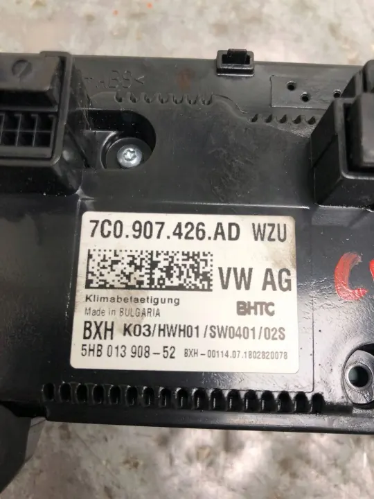 OEM 7C0907426AD ilmastointipaneeli VW Crafterille image 5