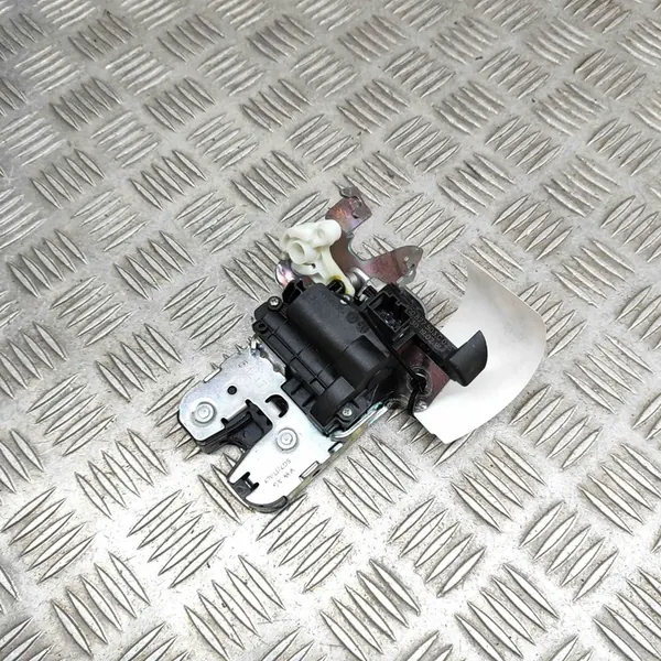 Bagagelås VW Passat B8 1.6L 2018 3G0827503C image 4