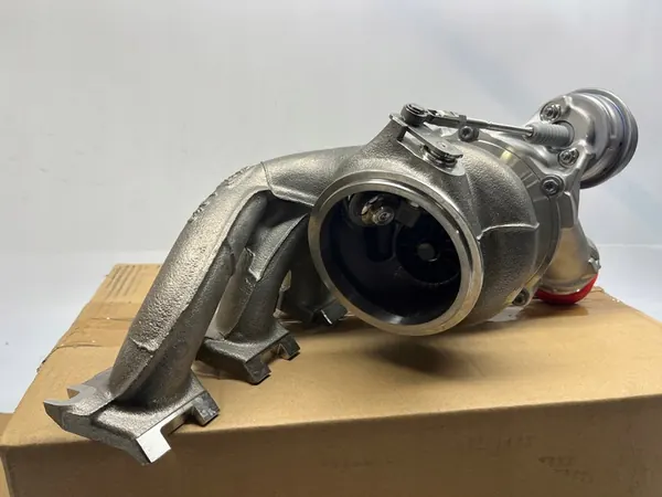 Audi TTRS A3 2.5 TFSI Turbo Nuevo 0Km 07K145701N image 2