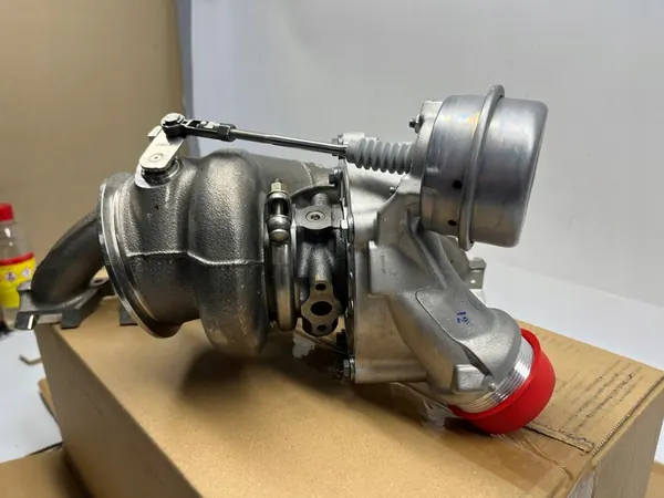 Audi TTRS A3 2.5 TFSI Turbo Nuevo 0Km 07K145701N image 5