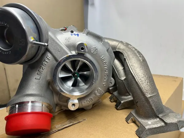 Audi TTRS A3 2.5 TFSI Turbo Nuevo 0Km 07K145701N image 7