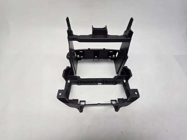 Cadre de fixation radio OEM 678700458R pour Trafic III image 3