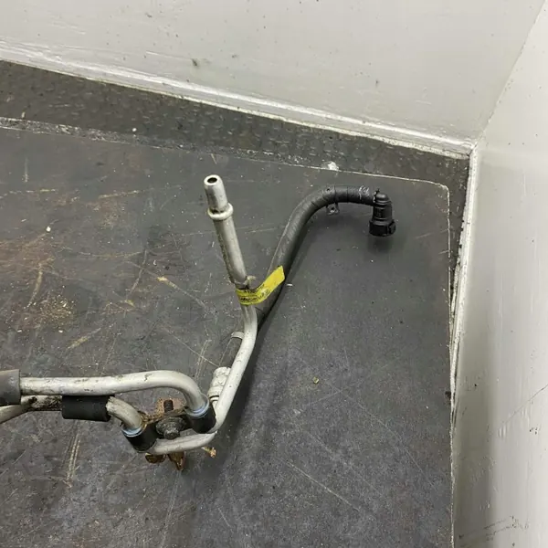 Refroidisseur direction assistée Volvo OE OEM 31200759 image 4