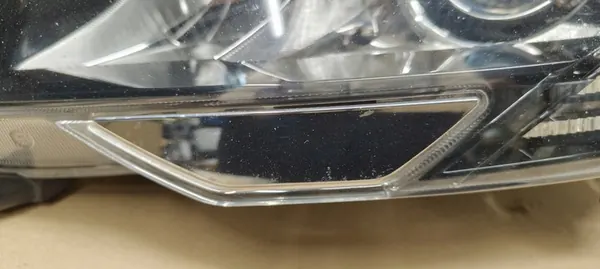 SKODA SUPERB 2 II LIFT 13- Vasemman Xenon LED Ajovalon image 7