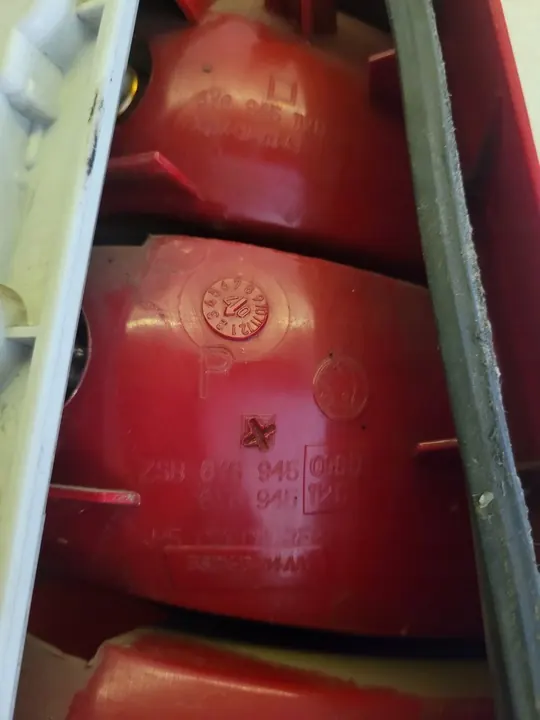 Lámpara trasera derecha Skoda Fabia 1 I Hatchback image 3