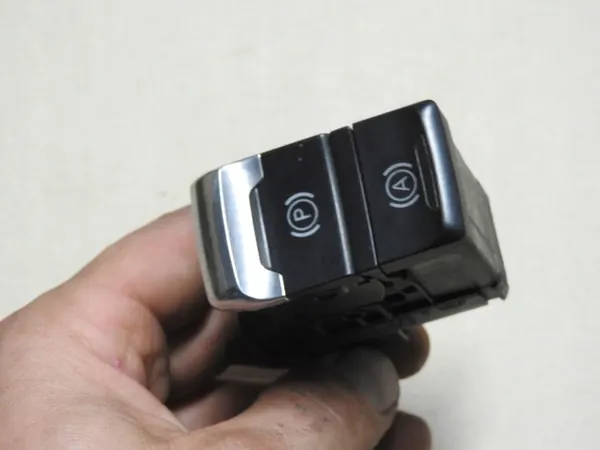 Handremknop AutoHold Audi A4 B8 8K1927225C image 2