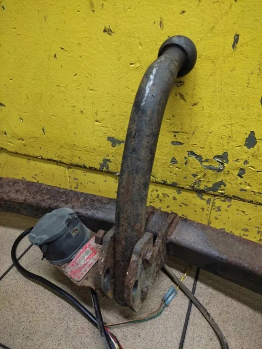 Volvo V40 Trekhaak OEM HAK HOLOWNICZY - Gebruikt image 3