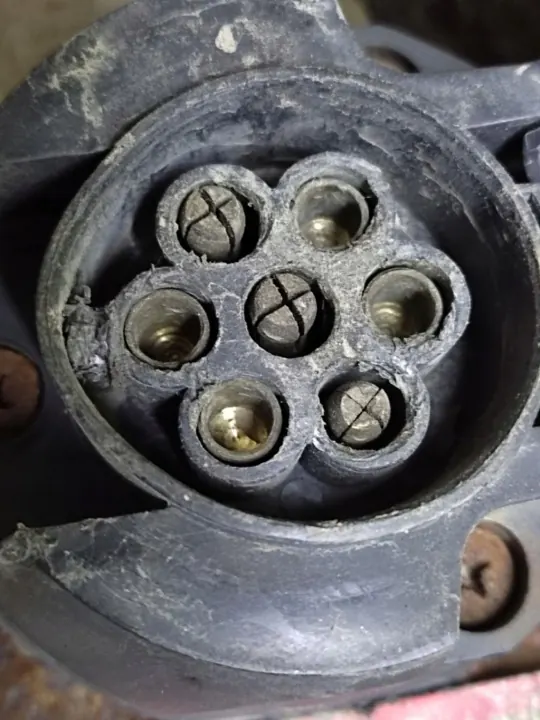 Volvo V40 Trekhaak OEM HAK HOLOWNICZY - Gebruikt image 4