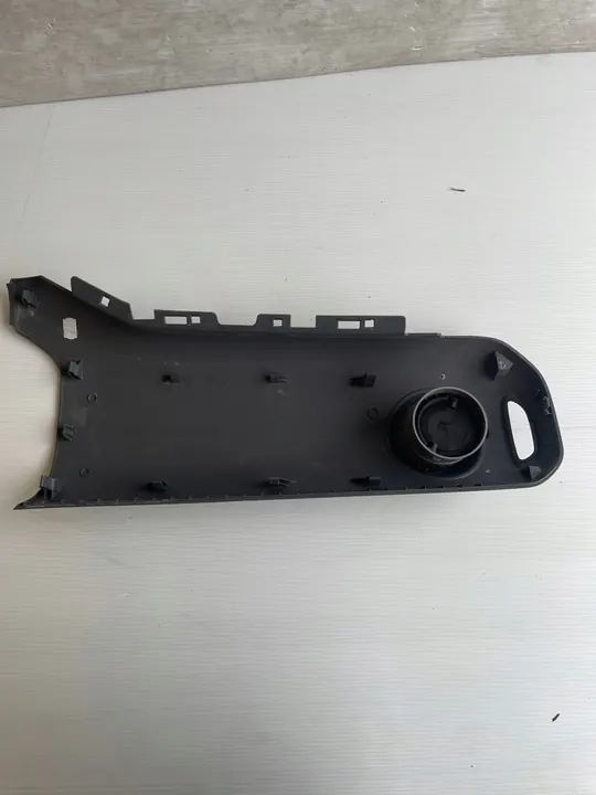 Couvercle en plastique console droite PEUGEOT PARTNER 2014 image 2