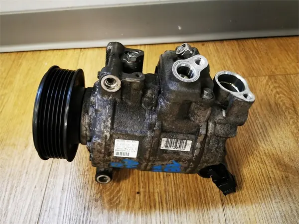 AUDI A4 B8 07-11 1.8 TFSI Compressore AC 8KD260805 image 2