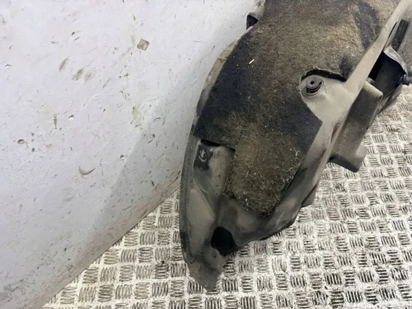 Jeep Cherokee 2014 Bakre stänkskärm OEM AMD230753 image 3