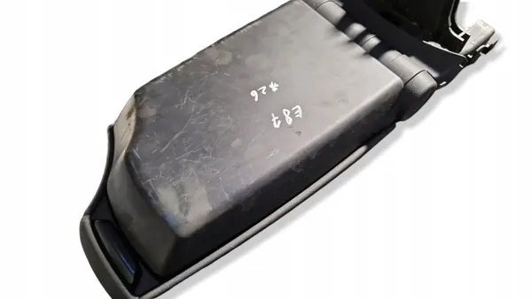 BMW E87 middenarmsteun OEM 7143596 - Gebruikt image 7