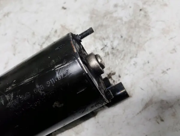 Arrancador Volkswagen OE 06B911023A image 7