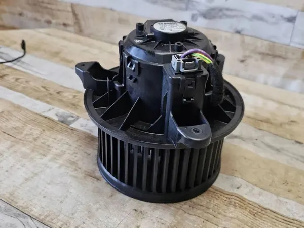 Calentador OEM 0130115572 para Ford Transit Custom 2.0L Híbrido image 3