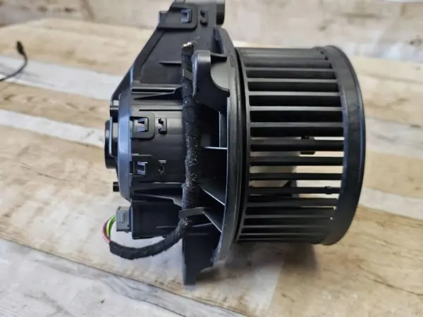 Calentador OEM 0130115572 para Ford Transit Custom 2.0L Híbrido image 5